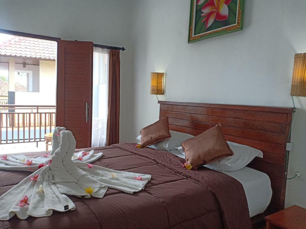 Dwiki Putra Home Stay Lembongan Exteriör bild